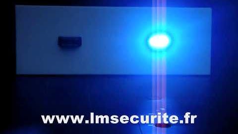 FEU  DE  PENETRATION  IMPAXX  SIRAC  FEDERAL  SIGNAL