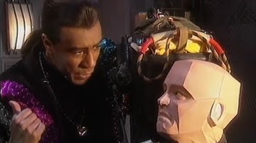 Red Dwarf | Cat: “Quick! Let