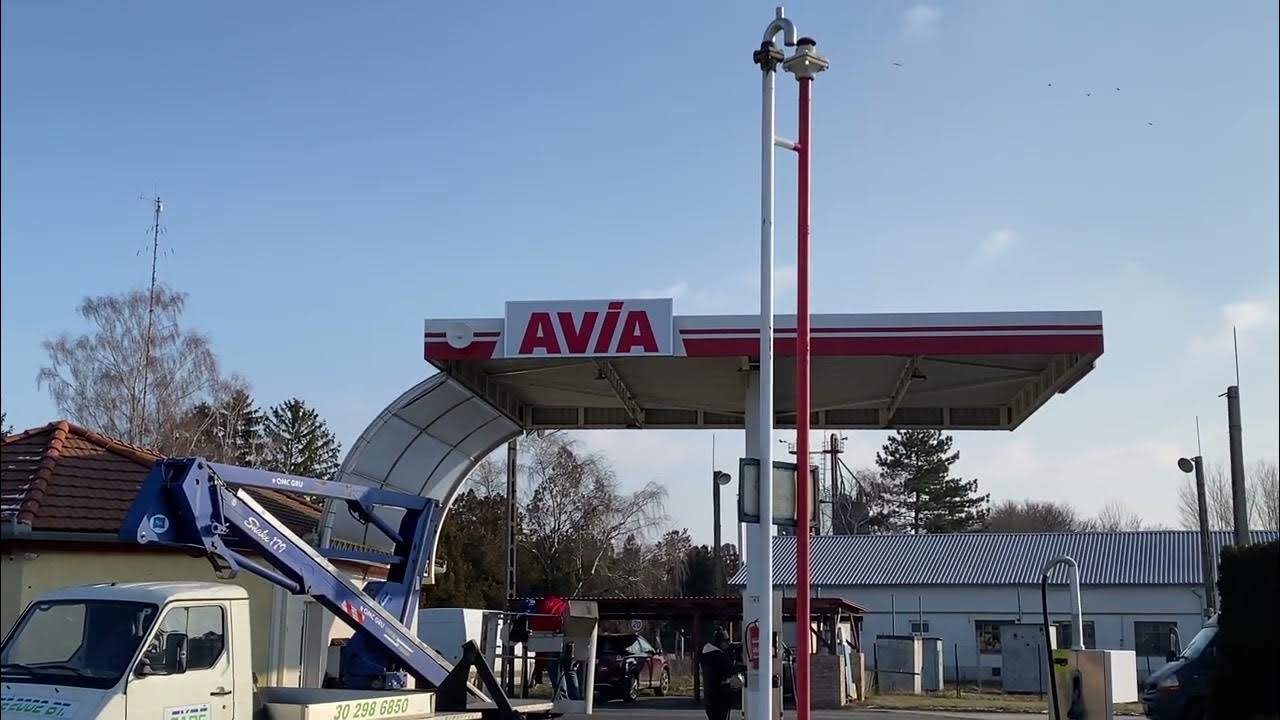 avia