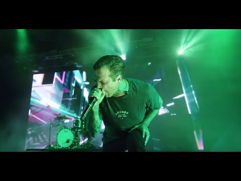 The Amity Affliction "All My Friends Are Dead" Live Music Video