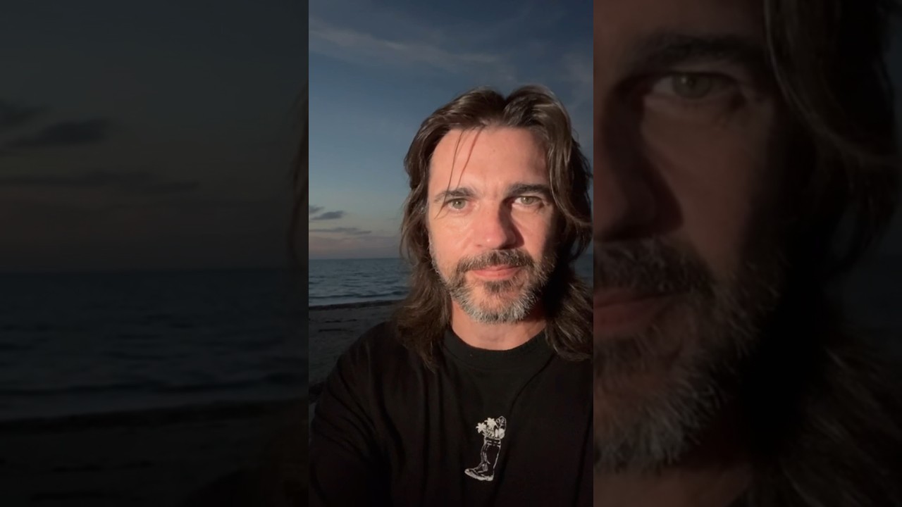 Felicidades a Juanes por ganar el Mejor Álbum de Rock Latino por Vida Cotidiana en los #Grammys 🏆🎸