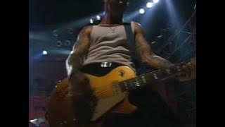 Download lagu Social Distortion - Don't Drag Me Down (Live)