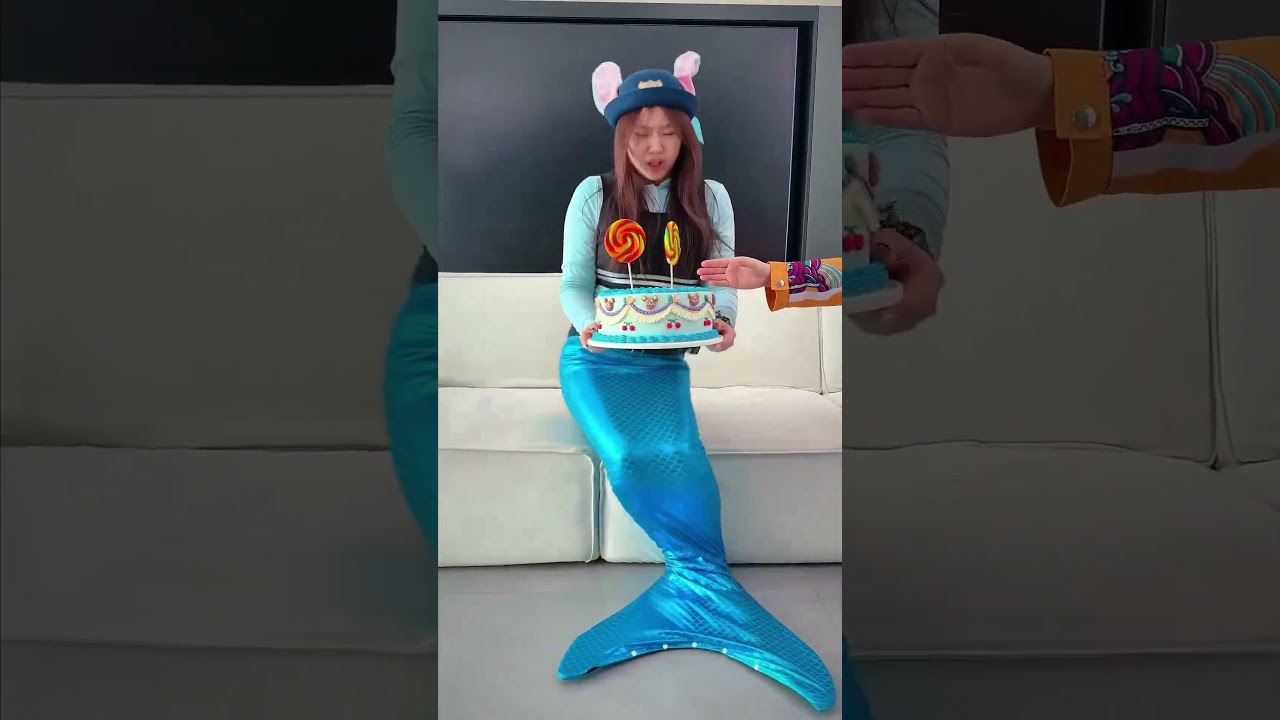 Dog wants rumi cake #kpopdemonhunters #rumi #dog #viral