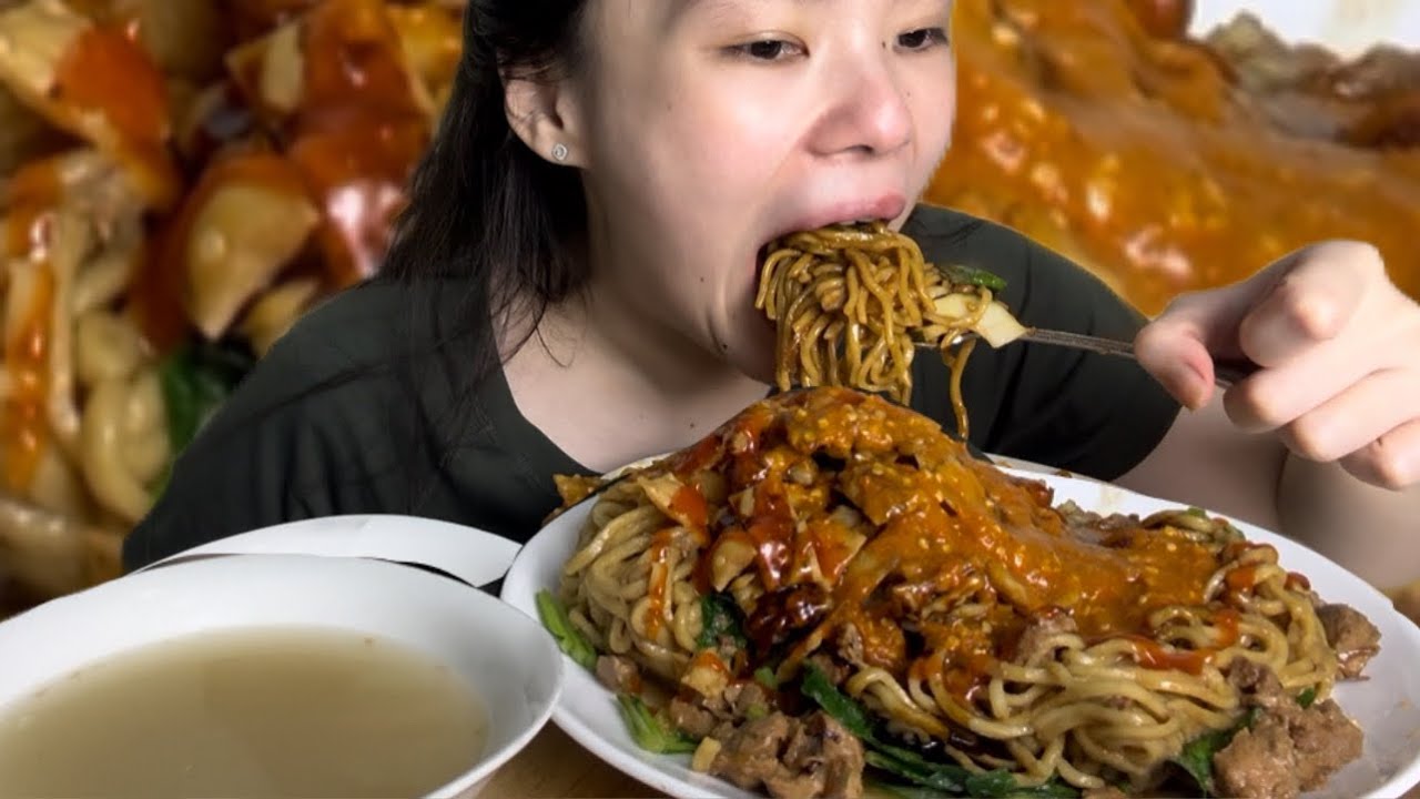 MAKAN MIE AYAM SAMA ACAR SEPUASNYA!!!