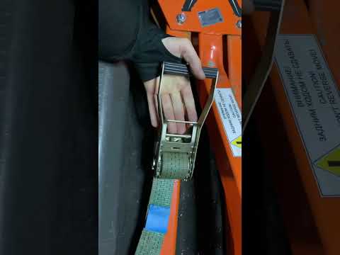 Стяжной ремень с храповым механизмом