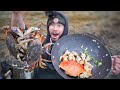 FRIED CRAB MEAT and HEAD On The Beach!! (Catch Clean Cook)