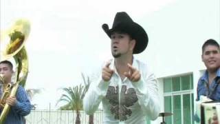 Video thumbnail of "Tamales de Chivo Roberto Junior y su Bandeño (Video Oficial)"