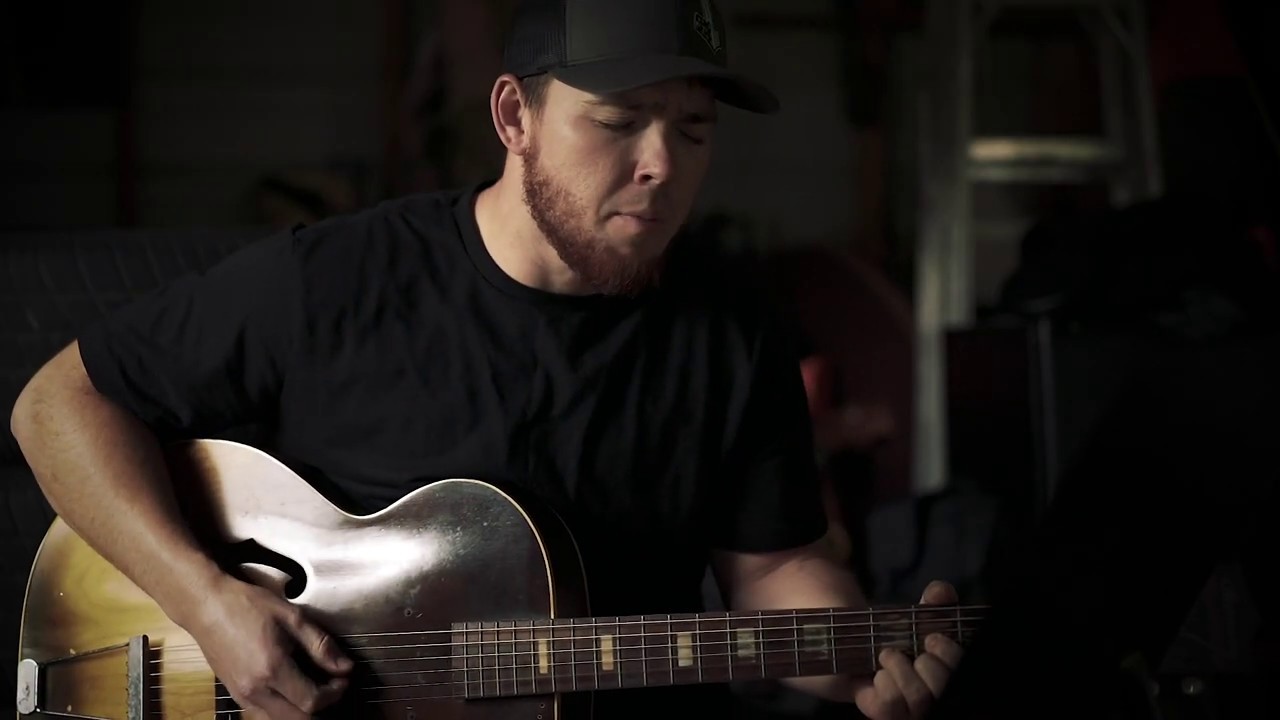 "Universal sound" by Tyler Childers(cover) - YouTube