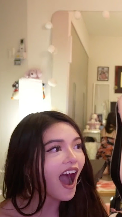 Katchii Forgot About The Mirror 😭