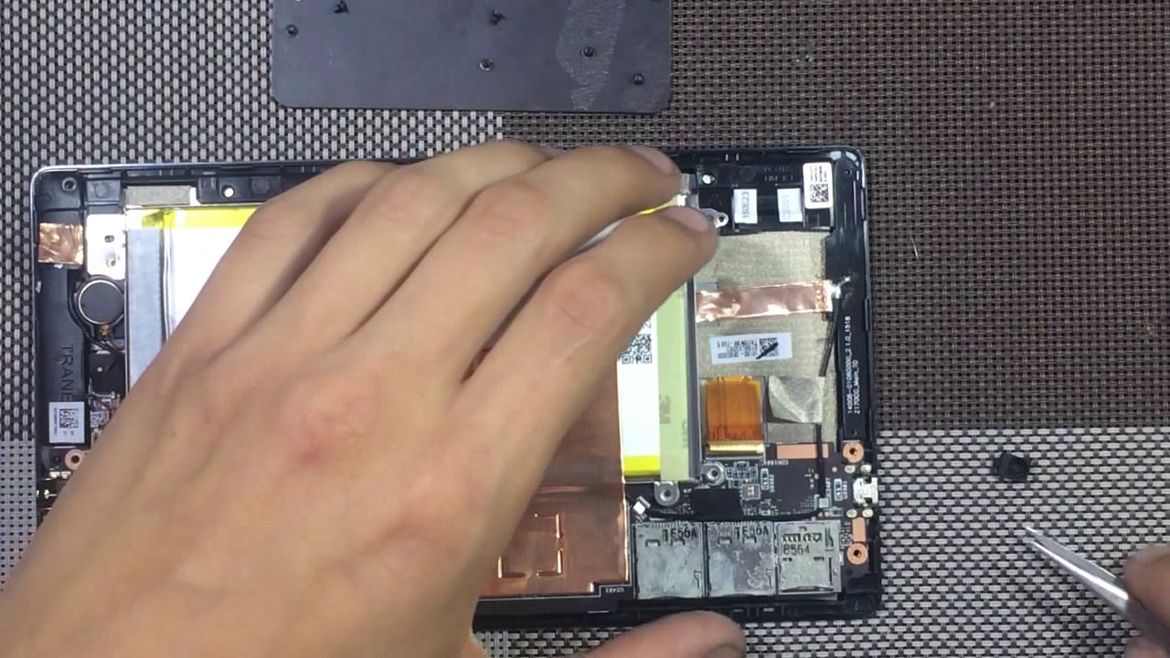 Asus Zenpad C 7 0 Z170c Wi Fi Kak Razobrat Zamena Displeya S Sensornym Ekranom S Perednej Panelyu Youtube