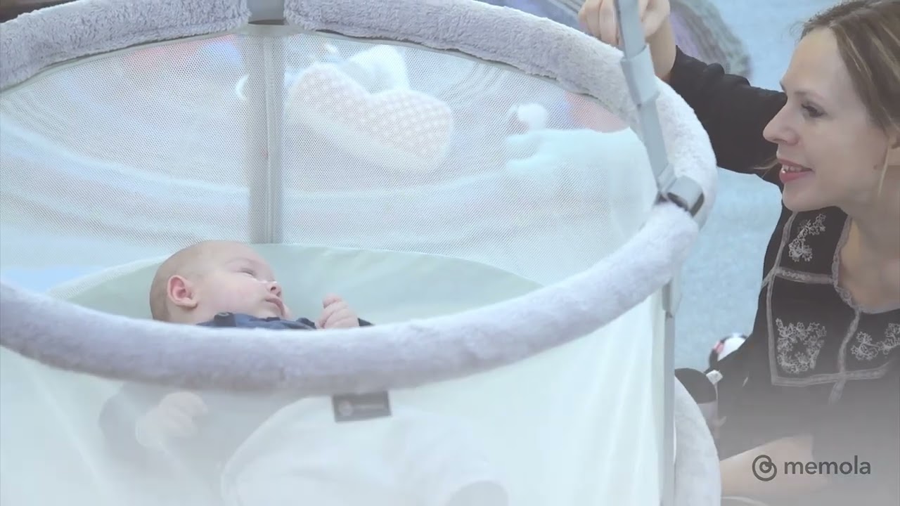 MEMOLA – ETAP 1– KOŁYSKA – Wspieranie rozwoju dziecka – leżenie na brzuszku, zabawy.