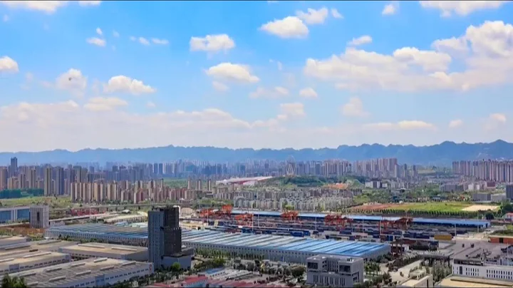 Xi inspects int'l logistics hub park in China's Chongqing - DayDayNews