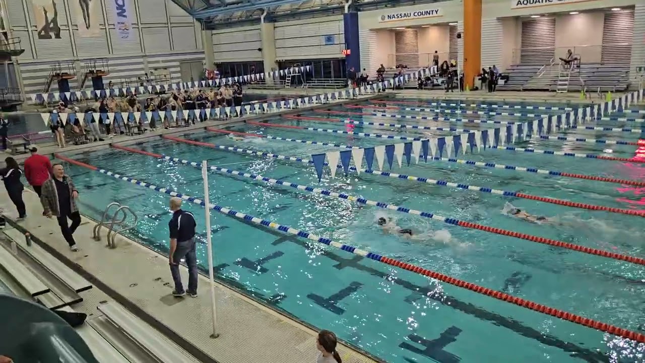 1/24/26 MR vs St Dominic Girls 200 Freestyle Relay - lane 2. Siena is the starter.