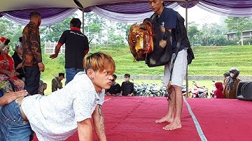 Goyang Yutuber Keplisit ! Ulirowo Perang Golok Kesurupan Gandasuli, LWSM Kuripan