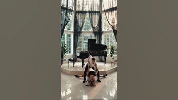 The Dancing Ivorys 🎹💃 Insta: @leolorenzooo  #dance #profesionaldancer #dancer #dancerlife #dancing