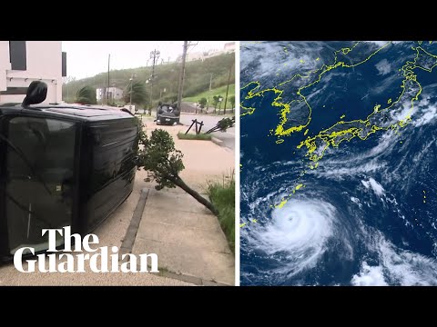 Japan: Typhoon Khanun makes landfall in south-western islands of Okinawa