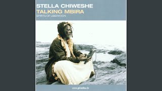 Miniatura del video "Stella Chiweshe - Manja"