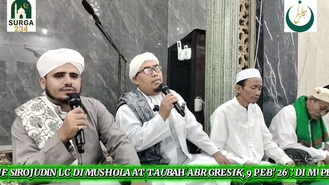 PENGAJIAN SYAIKH ABDOLLAH BIN AHMAD ALWUSOBY dan KH ABDUR ROUF SIROJUDIN LC DI MUSHOLLA AT TAUBAH 