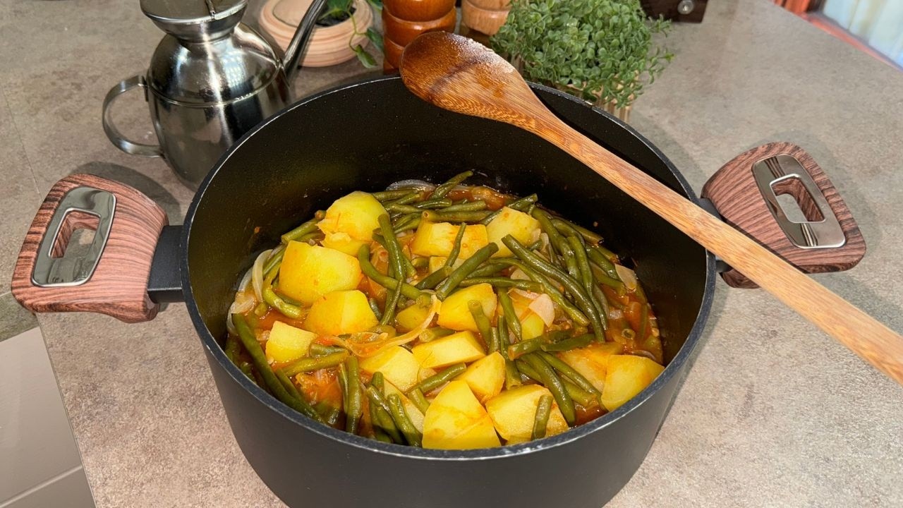 FAGIOLINI E PATATE IN UMIDO