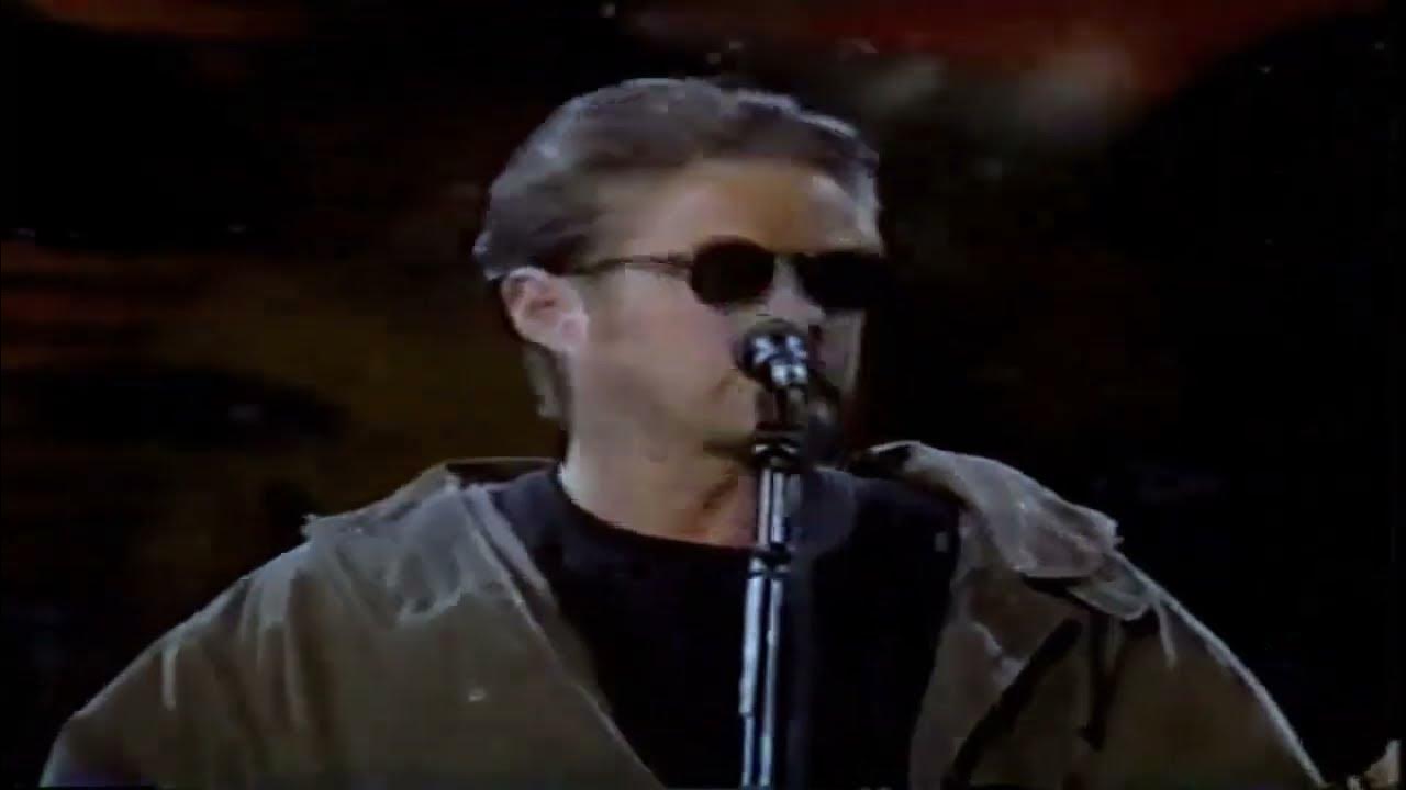 Don Henley - Dirty Laundry (1982) Lyrics / Subtítulos Español Don Henley - Dirty Laundry (1982) Lyrics / Subtítulos Español
