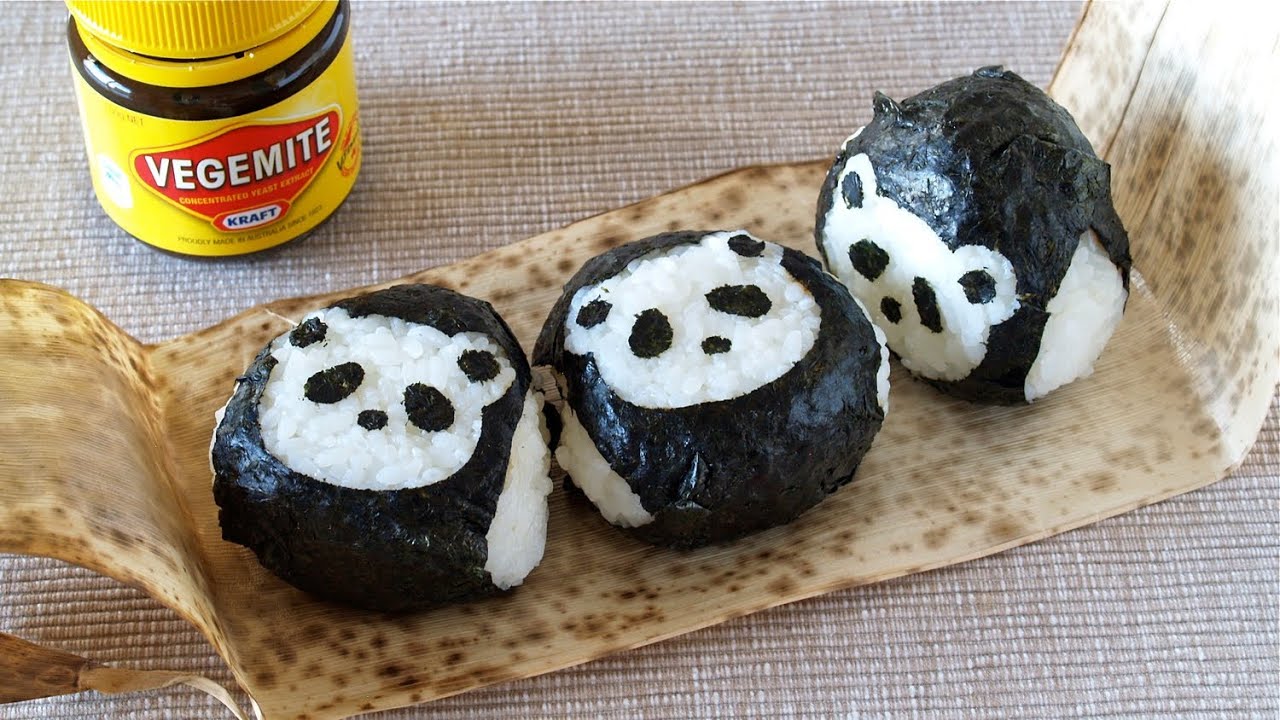 How to Make VEGEMITE Onigiri Rice Balls (Panda Omusubi Nori de Pakutto Recipe) ベジマイトおにぎりの作り方 (レシピ) | ochikeron