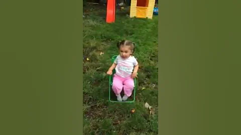 Little Girl Ice Bucket Challenge - Hilarious Swearing..Must See! haha
