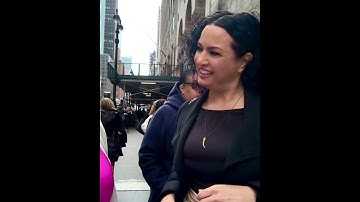 New #redcarpet #interview with Lucia!