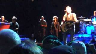 Bruce Springsteen "Darkness on the Edge of Town" 4/15/09 Los Angeles Sports Arena