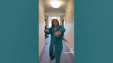 Chloe Bailey Joining The Muni Long Made For Me Challenge 