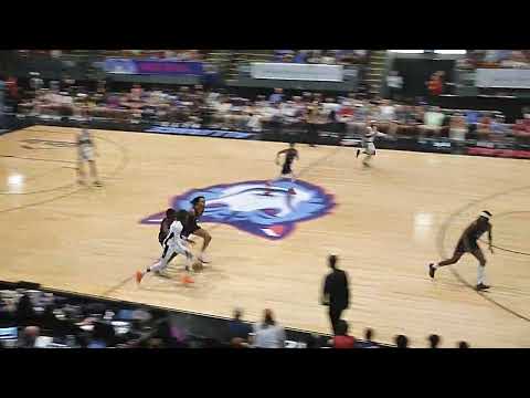 Scarborough Shooting Stars Terquavion Smith Sinks 3 Pointer At The Buzzer Vs Montreal Alliance