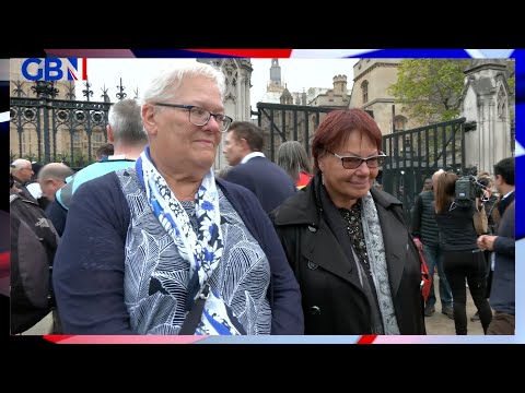 ‘it was worth every second of the wait’ | respects paid to queen elizabeth ii in westminster hall