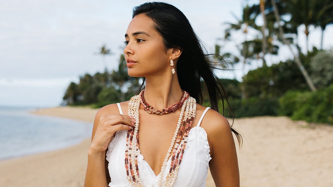 Shell Lui Ni'ihau Shell Lei Documentary - Early Promotional Video - YouTube