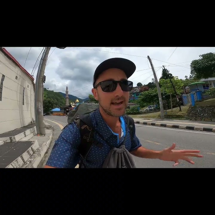 Do NOT take the ALS bus company in Sumatra!! #travel #indonesia #sumatra #bus #laketoba