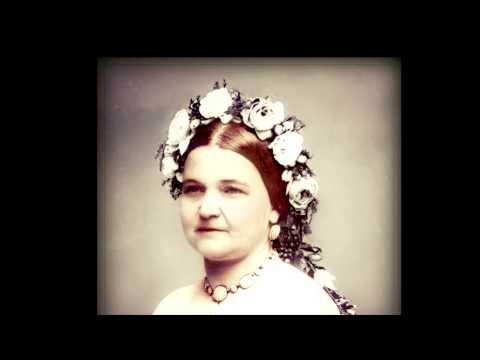 First Lady Biography: Mary Todd Lincoln