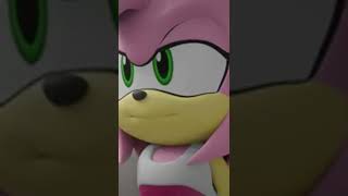 Unaware Amy Rose 2