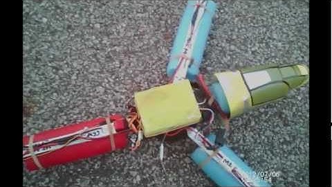 Tricopter homemade.by Deatharmor100 with HK i86 multirotor controller board.
