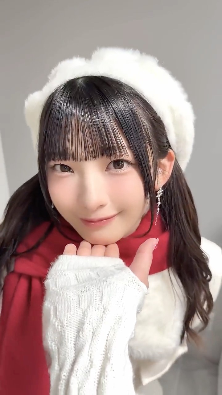 ハート真っ赤 耳は冷たくて❤️#はんぶんこクリスマス #永田詩央里