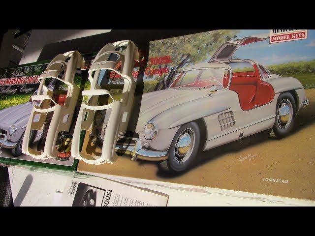 その他 Mercedes Benz 300SL Coupe Gullwing 1:16 sddefault.jpg