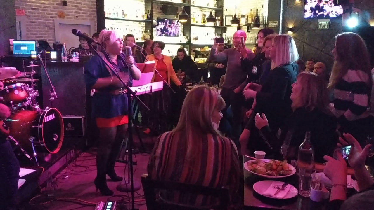 Russian Tina Turner!!! Cover to the great song Simply the best!