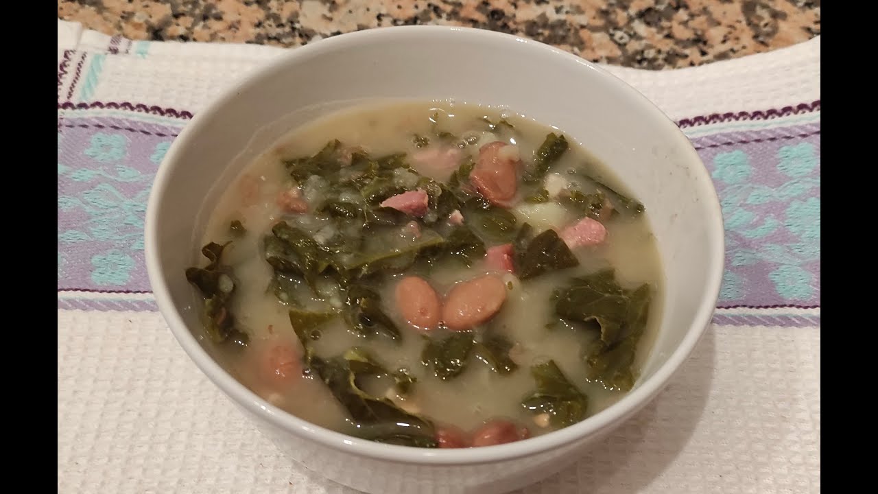 Sopa de feijão e couves á minha maneira ,e arroz de coelho🐇