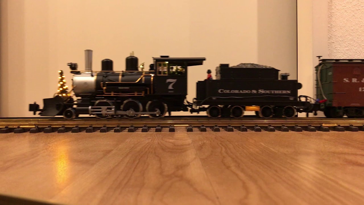 L.G.B. 25192 "No. 7. Colorado & Southern" mit L.G.B. Wagen der "Sandy River & Angeles Lakes" Railway