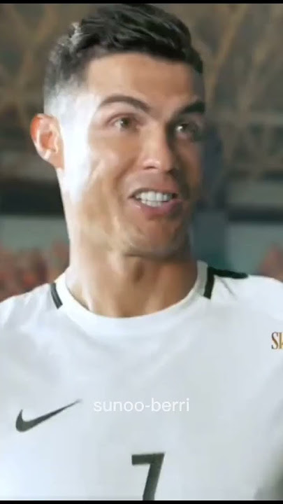 which shopee ad is worse? Skz vs Ronaldo