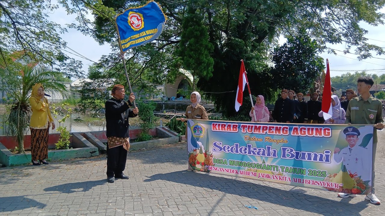 Sedekah Bumi Munggugianti 2025 Berlangsung Meriah