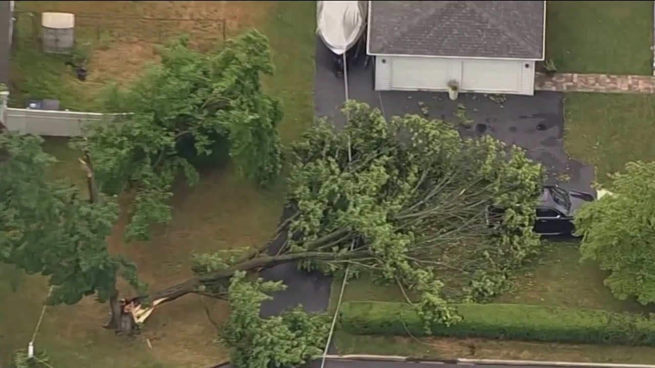 Severe storm moving through the area causes downed trees, power outages ...