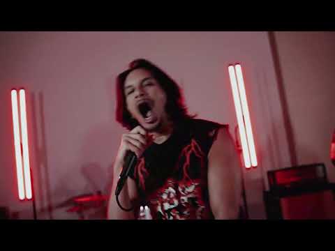 EAR TO EAR - IT FEEDS (OFFICIAL VIDEO)
