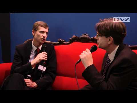 Rotes Sofa: Stephan Peters im DVZ-Interview