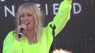 Watch Natasha Bedingfield Hey Papa video