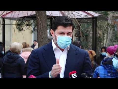 გაურკვეველი მესიჯების ფრქვევას, ჯობია შევიდნენ პარლამენტში და ემსახურონ ქვეყანას - კალაძე