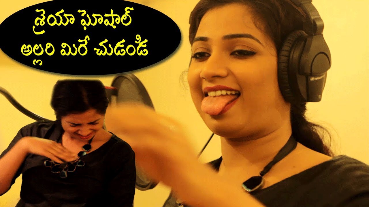 Shreya Ghoshal  Naughty Behavior -  Funny Movement Of Shreya Ghoshal