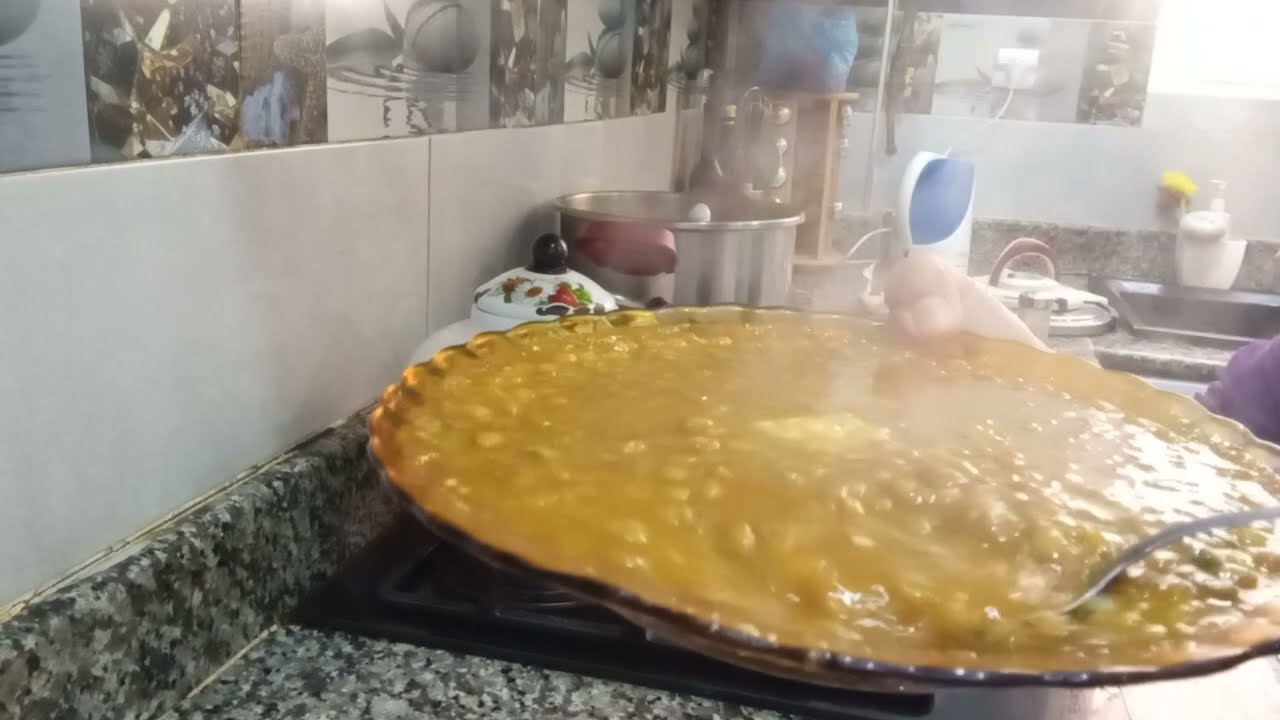 عدس اكسبراس ديري كل شي فالخلاط ورمي فالكيكوطة يجي كي العسل خاصة العاملات في وقفة و انتي درتيه